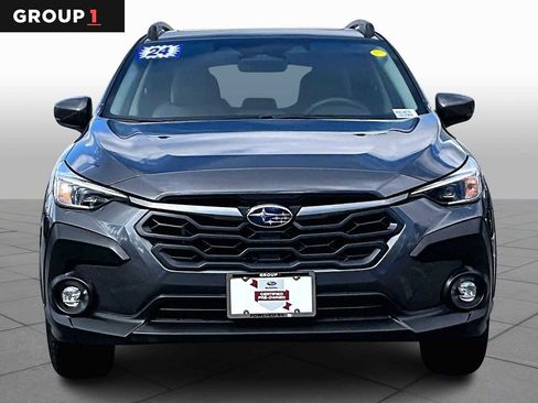 Used 2024 Subaru Crosstrek 2.0i Premium image 4