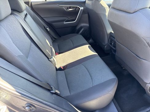 Used 2023 Toyota RAV4 XLE image 16
