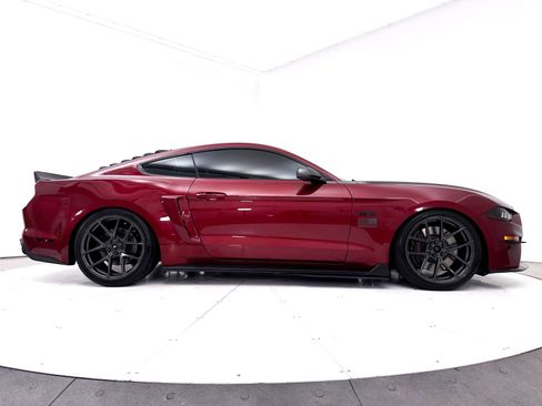 Used 2018 Ford Mustang GT Premium w/ GT Performance Package RWD image 35