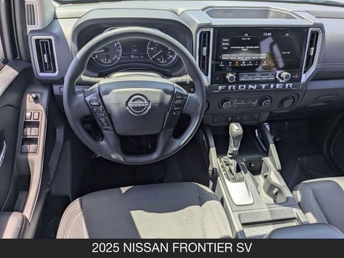 Certified 2025 Nissan Frontier SV RWD image 33