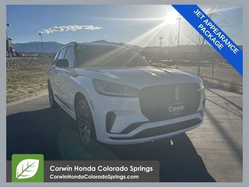 Used 2025 Lincoln Aviator AWD w/ Jet Appearance Package image 1