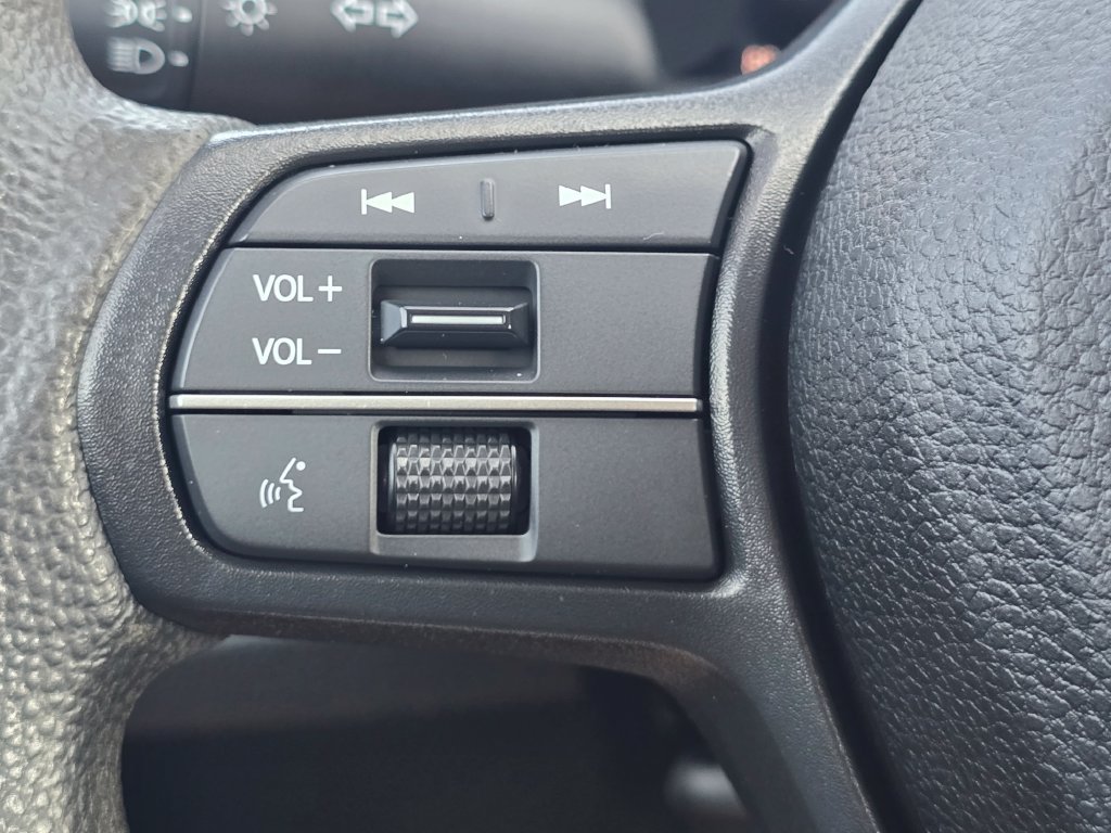 Used 2023 Honda Accord EX image 30
