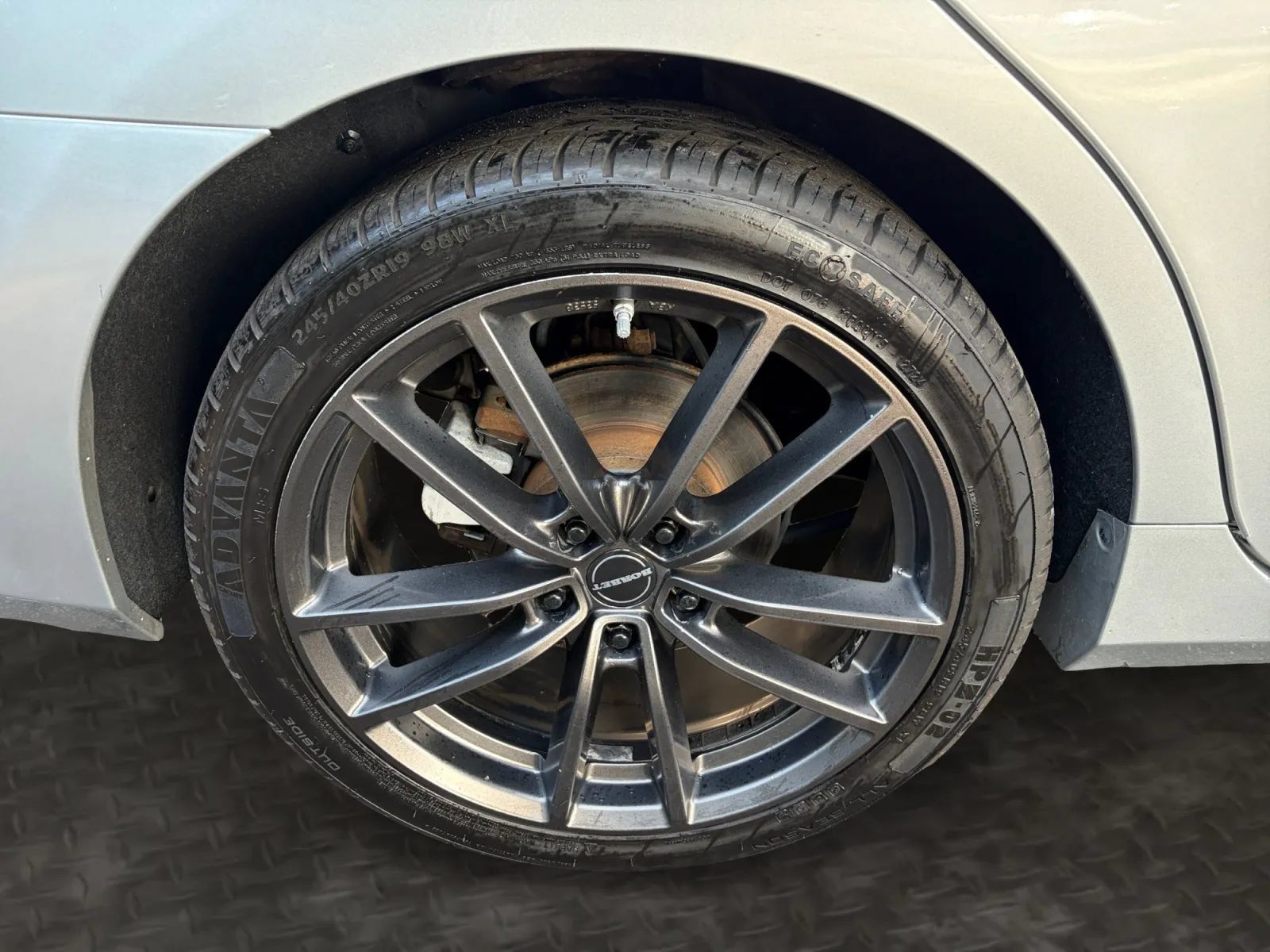 Used 2017 Toyota Camry SE FWD image 37