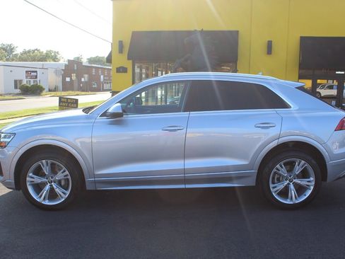 Used 2022 Audi Q8 Premium Plus image 22