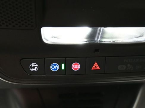 New 2026 Chevrolet Equinox EV LT w/ Midnight Package FWD image 33