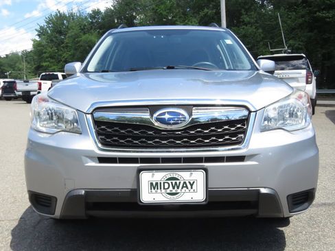 Used 2015 Subaru Forester 2.5i Premium w/ All-Weather Package AWD/4WD image 2