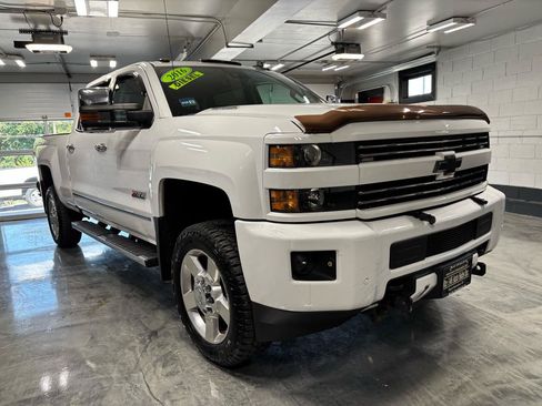 Used 2016 Chevrolet Silverado 2500 LTZ w/ Duramax Plus Package AWD/4WD image 3