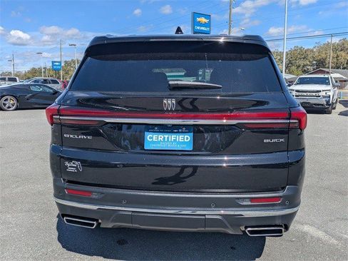 Certified 2025 Buick Enclave Preferred image 7