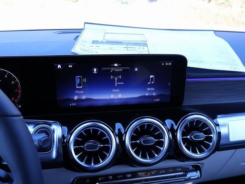 New 2026 Mercedes-Benz GLB 250 4MATIC image 23