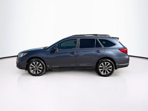 Used 2017 Subaru Outback 3.6R Limited AWD/4WD image 4