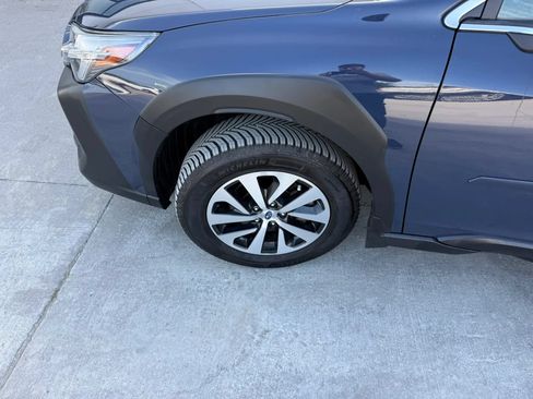 Used 2024 Subaru Outback Premium AWD/4WD image 41
