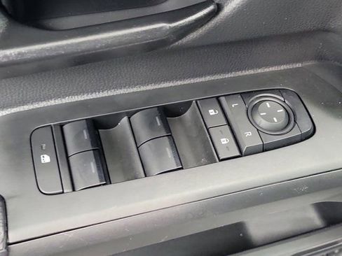 Used 2024 Toyota Tacoma SR5 RWD image 18