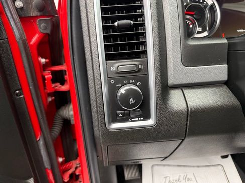 Used 2019 RAM 1500 Big Horn AWD/4WD image 43