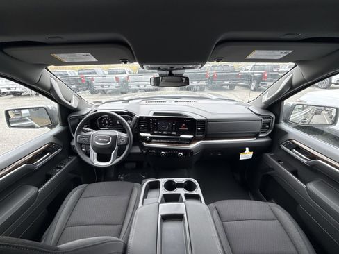 New 2026 GMC Sierra 1500 SLE w/ Preferred Package AWD/4WD image 23