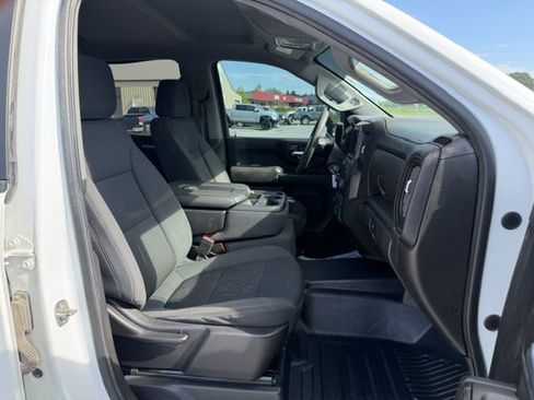 Used 2021 Chevrolet Silverado 2500 W/T w/ WT Convenience Package AWD/4WD image 9