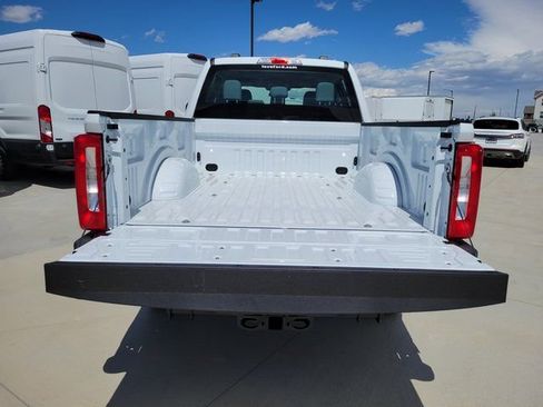 New 2025 Ford F250 XL w/ FX4 Off-Road Package image 10