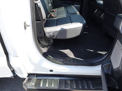 Used 2024 Ford F150 Lariat AWD/4WD image 32