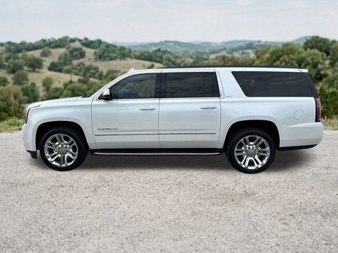 Used 2020 GMC Yukon XL SLT w/ Premium Edition RWD image 5