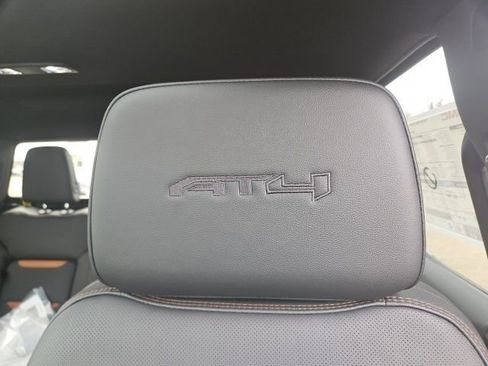 New 2026 GMC Sierra 1500 AT4 w/ AT4 Premium Package AWD/4WD image 16