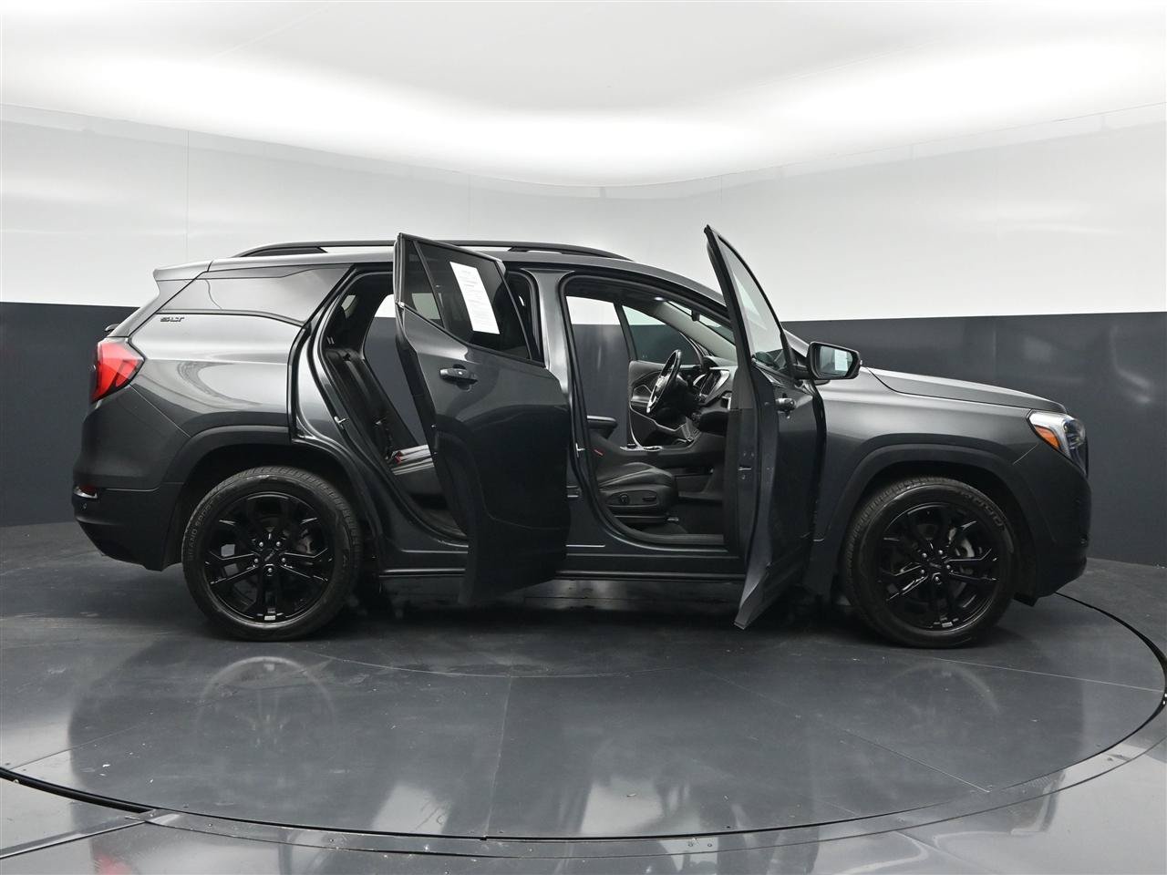 Used 2020 GMC Terrain SLT w/ Preferred Package FWD image 39