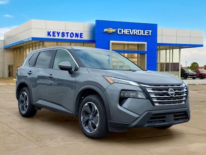 Used 2025 Nissan Rogue SV