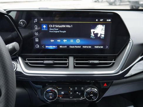 New 2026 Chevrolet Trax RS image 15