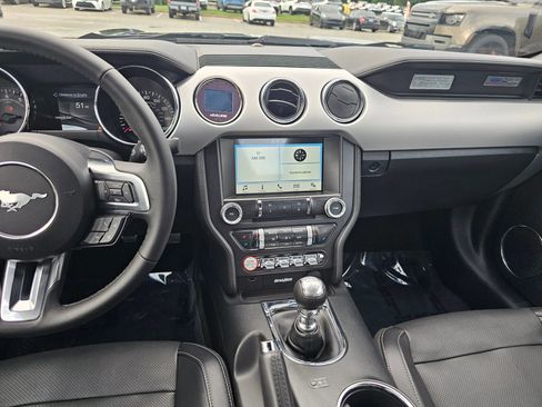 Used 2017 Ford Mustang GT Premium w/ Black Accent Package RWD image 17