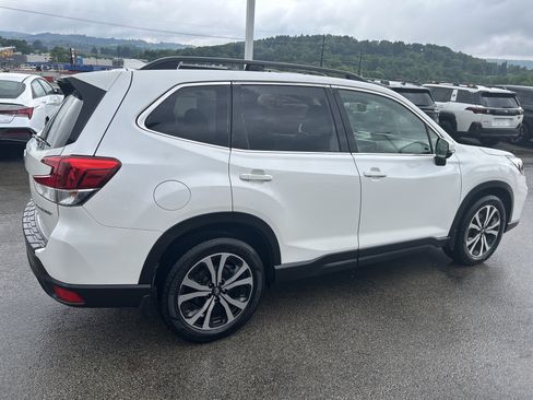 Used 2019 Subaru Forester Limited AWD/4WD image 4