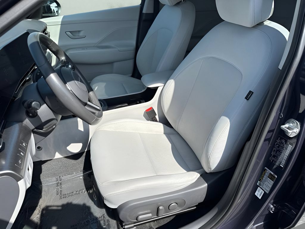 Used 2024 Hyundai Kona SEL AWD/4WD image 9