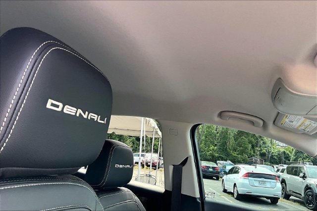 Used 2023 GMC Terrain Denali AWD/4WD image 20