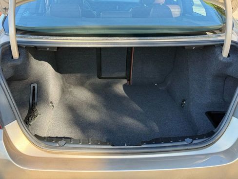 Used 2013 BMW 528i Sedan image 10