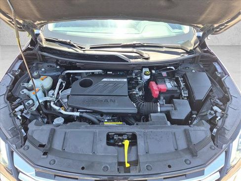 Used 2025 Nissan Rogue SV FWD image 23