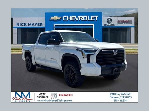 Used 2022 Toyota Tundra SR5 w/ SR5 Premium Package AWD/4WD image 1