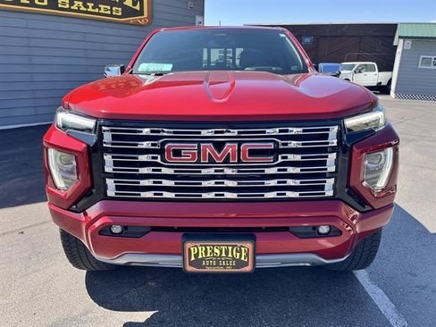 Used 2024 GMC Canyon Denali AWD/4WD image 2