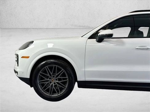 New 2026 Porsche Cayenne AWD/4WD image 27