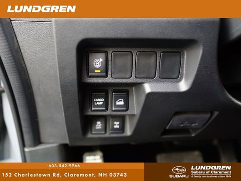 Used 2025 Nissan Frontier PRO-4X AWD/4WD image 15