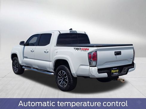 Used 2021 Toyota Tacoma TRD Sport AWD/4WD image 4