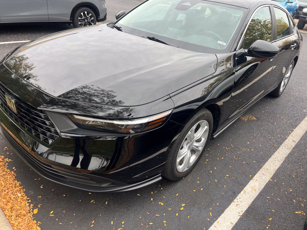 Used 2024 Honda Accord LX image 11