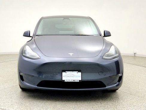 Used 2023 Tesla Model Y Performance AWD/4WD image 2
