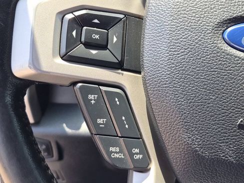 Used 2019 Ford F450 Lariat w/ Lariat Ultimate Package AWD/4WD image 27