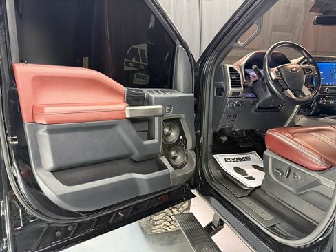 Used 2022 Ford F250 Platinum AWD/4WD image 23