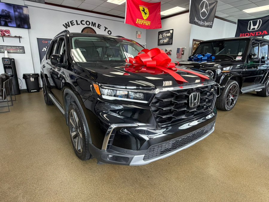 Used 2023 Honda Pilot Elite image 3