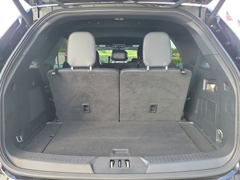 Used 2025 Ford Explorer ST-Line w/ Premium Package RWD image 16