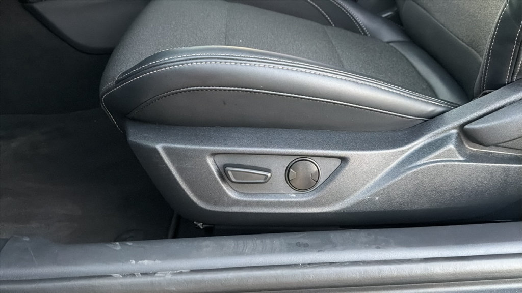Used 2024 Ford Mustang GT RWD image 14