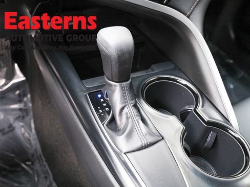 Used 2019 Toyota Camry LE image 13