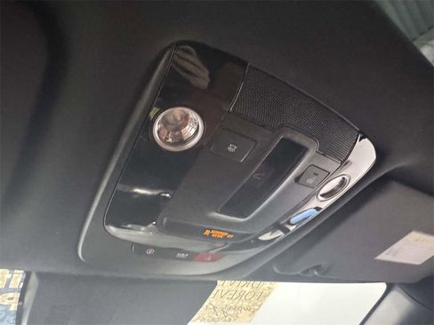 Used 2023 Kia Sportage SX image 29