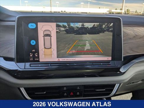 New 2026 Volkswagen Atlas SE FWD image 12