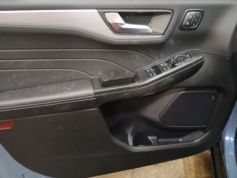 New 2026 Ford Escape SE w/ PHEV Premium Package image 10