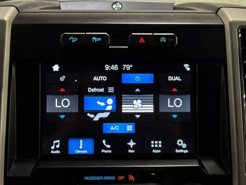 Used 2018 Ford F150 Lariat w/ Equipment Group 502A Luxury AWD/4WD image 20