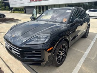 Used 2025 Porsche Cayenne S AWD/4WD video 1